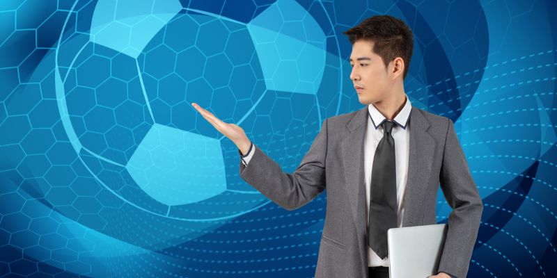 Mối liên hệ giữa BTV Anh Quân và giới chơi “sân sau”